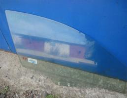 Стекло двери передней правой для MAZDA 3 (BK) 2003-2009  запчасти бу