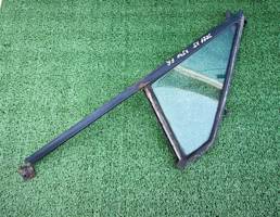 Стекло двери передней правой (форточка) для JEEP GRAND CHEROKEE (ZJ) 1993-1998  запчасти бу