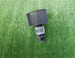 Мотор отопителя (печки) для AUDI 100 (44) 1983-1991  запчасти бу