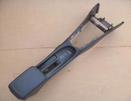 Подлокотник для NISSAN ALMERA (N16) 2000-2006  запчасти бу