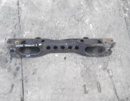 Траверса кпп для NISSAN TERRANO II (R20) 1993-2004  запчасти бу