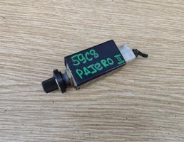 Кнопка освещения панели приборов для MITSUBISHI PAJERO/MONTERO (V1,V2,V3,V4) 1990-1997  запчасти бу