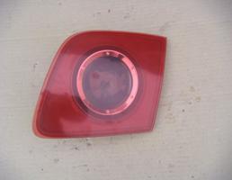 Фонарь крышки багажника правый для MAZDA 3 (BK) 2003-2009  запчасти бу