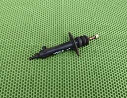 Цилиндр сцепления рабочий для JEEP LIBERTY (KJ) 2002-2006  запчасти бу