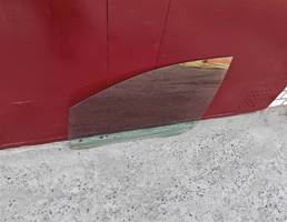 Стекло двери передней левой для FORD C-MAX 2003-2007  запчасти бу