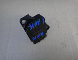 Датчик расхода воздуха (ДМРВ,MAF) для MAZDA 6 (GG) 2002-2007  запчасти бу