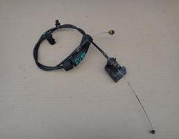 Трос открывания капота для MAZDA 3 (BK) 2003-2009  запчасти бу