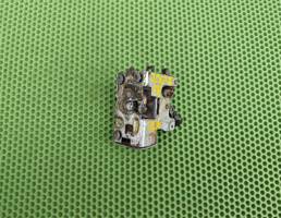 Замок двери передней правой для JEEP CHEROKEE (XJ) 1990-2001  запчасти бу