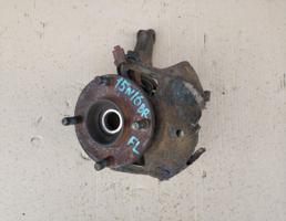 Кулак передний левый для NISSAN ALMERA (N16) 2000-2006  запчасти бу