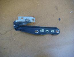 Петля капота правая для AUDI A6 (C5) 1997-2004  запчасти бу