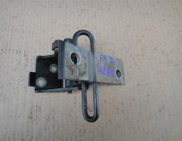 Петля двери передней правой (нижняя) для AUDI A8 (D2) 1994-2003  запчасти бу