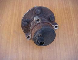 Ступица задняя для FORD C-MAX 2003-2007  запчасти бу