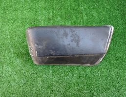 Накладка заднего бампера правая для MITSUBISHI PAJERO 1982-1990  запчасти бу