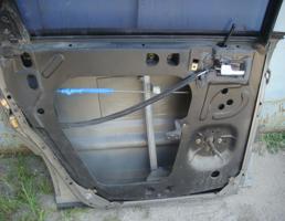 Стеклоподъёмник механический задний левый для AUDI 100 (44) 1983-1991  запчасти бу