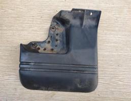 Брызговик передний левый для MITSUBISHI PAJERO/MONTERO (V1,V2,V3,V4) 1990-1997  запчасти бу
