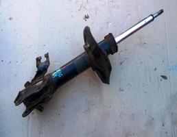 Амортизатор подвески передний левый для NISSAN ALMERA (N16) 2000-2006  запчасти бу