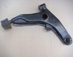 Рычаг передний правый для MITSUBISHI LANCER (CB) 1992-1996  запчасти бу