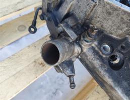 Фланец системы охлаждения двигателя для MITSUBISHI PAJERO/MONTERO (V1,V2,V3,V4) 1990-1997  запчасти бу