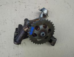 Насос масляный для VOLKSWAGEN PASSAT (B5) 2000-2005  запчасти бу