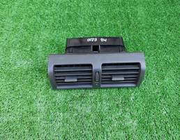 Дефлектор воздушный для MERCEDES-BENZ W210 1995-2000  запчасти бу