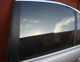 Стекло двери задней левой для BMW 5 (E39) 1995-2003  запчасти бу