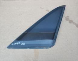 Стекло кузова правое для AUDI 100 (44) 1983-1991  запчасти бу