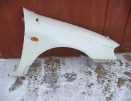 Крыло переднее правое для NISSAN MAXIMA (A33) 1999-2006  запчасти бу