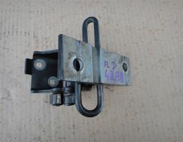 Петля двери передней левой (нижняя) для AUDI A8 (D2) 1994-2003  запчасти бу