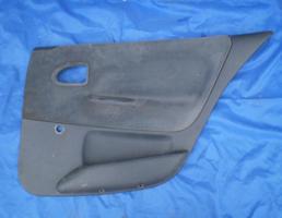 Обшивка двери задней правой для RENAULT MEGAN 1999-2002  запчасти бу