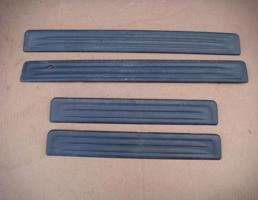 Накладка порога внутренняя для NISSAN MAXIMA (A33) 1999-2006  запчасти бу