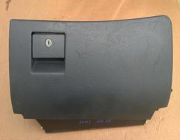 Бардачок (вещевой ящик) для AUDI 100 (45) 1991-1994  запчасти бу