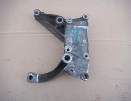Кронштейн насоса ГУР для FORD FOCUS I 1998-2004  запчасти бу