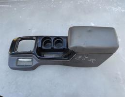 Консоль между сидений для JEEP GRAND CHEROKEE (ZJ) 1993-1998  запчасти бу