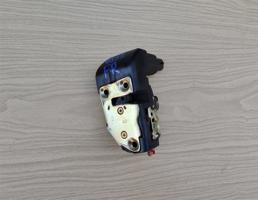 Замок двери передней правой для JEEP GRAND CHEROKEE (ZJ) 1993-1998  запчасти бу