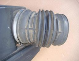 Гофра воздуховода для AUDI A8 (D2) 1994-2003  запчасти бу