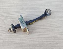 Ограничитель открывания двери для MAZDA 6 (GG) 2002-2007  запчасти бу