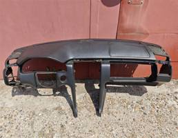 Торпедо (панель приборов) для MERCEDES-BENZ W210 1995-2000  запчасти бу