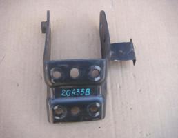 Кронштейн двигателя передний для NISSAN MAXIMA (A33) 1999-2006  запчасти бу