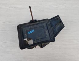 Кронштейн (крепление) аккумулятора для JEEP GRAND CHEROKEE (ZJ) 1993-1998  запчасти бу