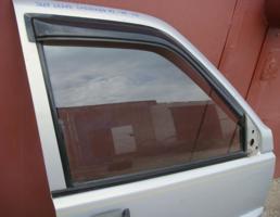 Стекло двери передней правой для JEEP GRAND CHEROKEE (ZJ) 1993-1998  запчасти бу