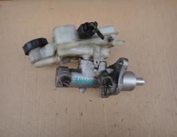 Цилиндр тормозной главный для MAZDA 3 (BK) 2003-2009  запчасти бу
