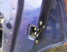 Замок двери задней правой для OPEL VECTRA B 1996-2001  запчасти бу