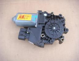 Мотор стеклоподъёмника для AUDI A8 (D2) 1994-2003  запчасти бу