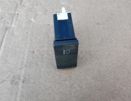 Кнопка противотуманки для AUDI 100 (44) 1983-1991  запчасти бу