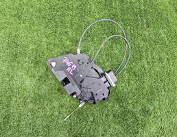 Замок двери задней левой для MAZDA 3 (BK) 2003-2009  запчасти бу