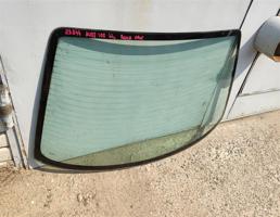 Стекло заднее для AUDI 100 (44) 1983-1991  запчасти бу