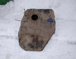 Бак топливный (бензобак) для AUDI 100 (45) 1991-1994  запчасти бу