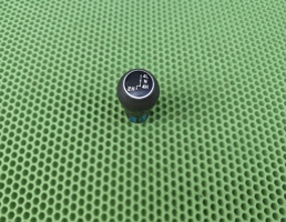 Рукоятка рычага КПП для MITSUBISHI PAJERO 1982-1990  запчасти бу