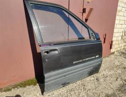 Дверь передняя правая для JEEP GRAND CHEROKEE (ZJ) 1993-1998  запчасти бу