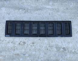 Решетка радиатора для JEEP GRAND CHEROKEE (ZJ) 1993-1998  запчасти бу